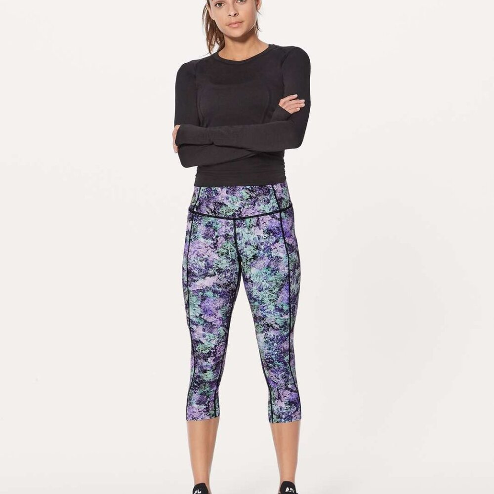Lululemon Fast & Free Crop II Nulux 19" Vivid Vision Multi Black, size 8